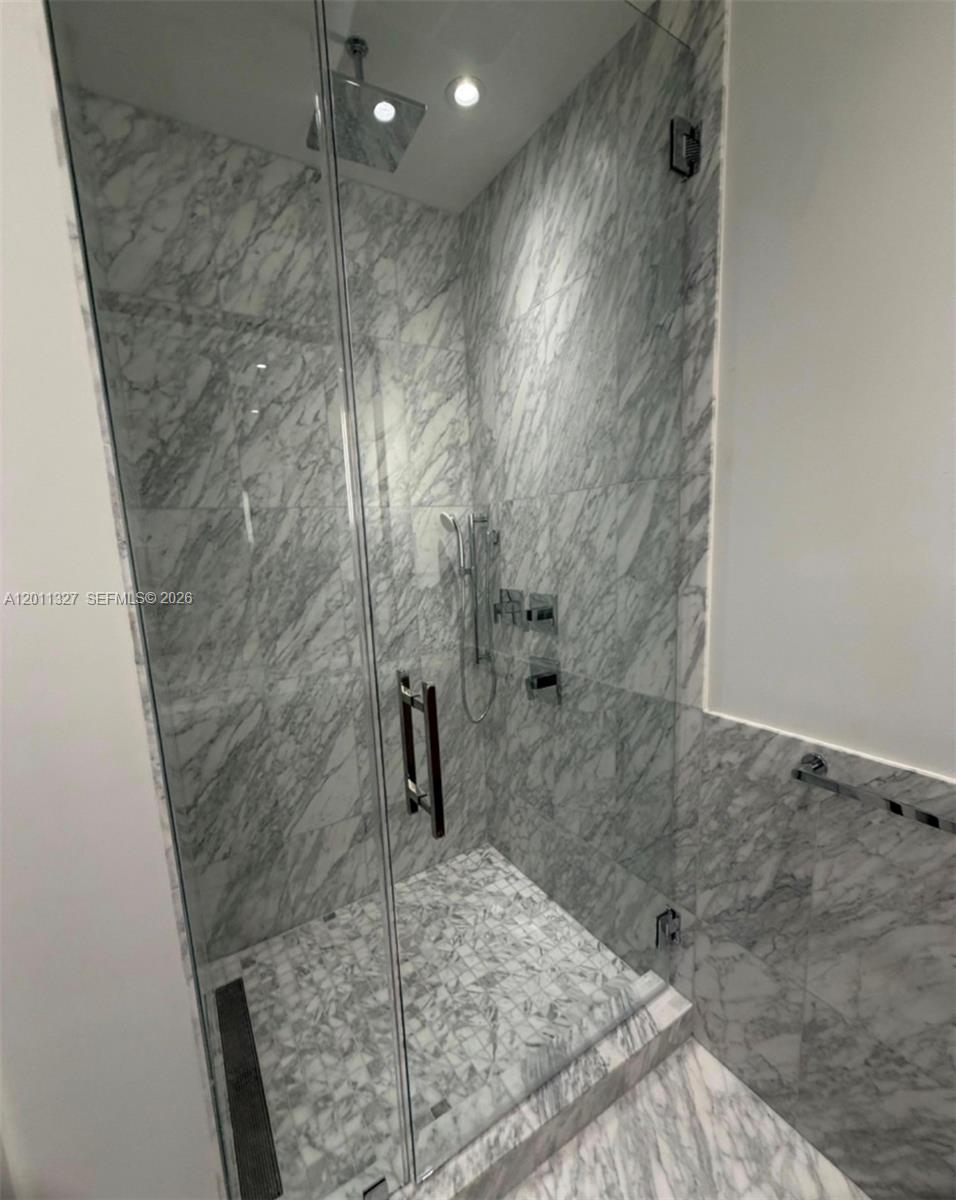 image Una Residences13