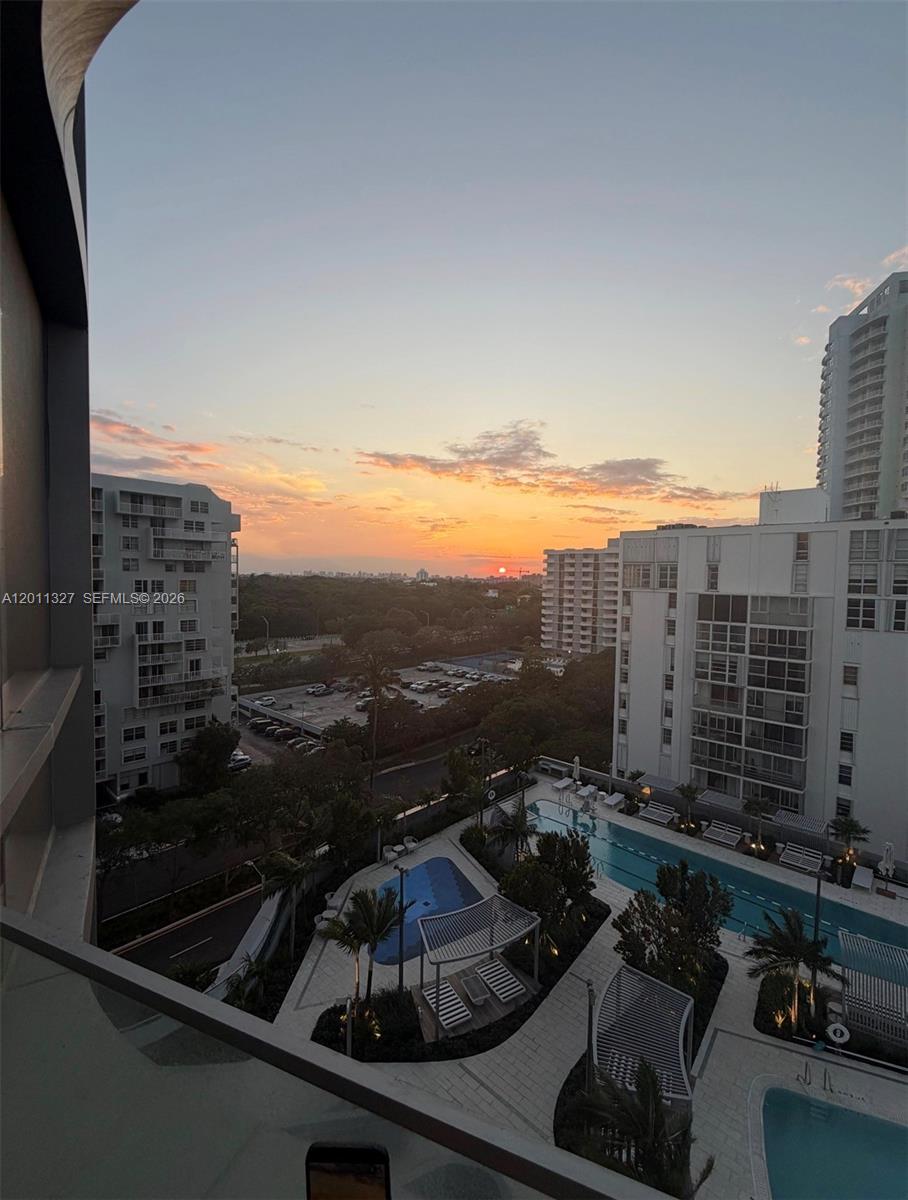 image Una Residences16