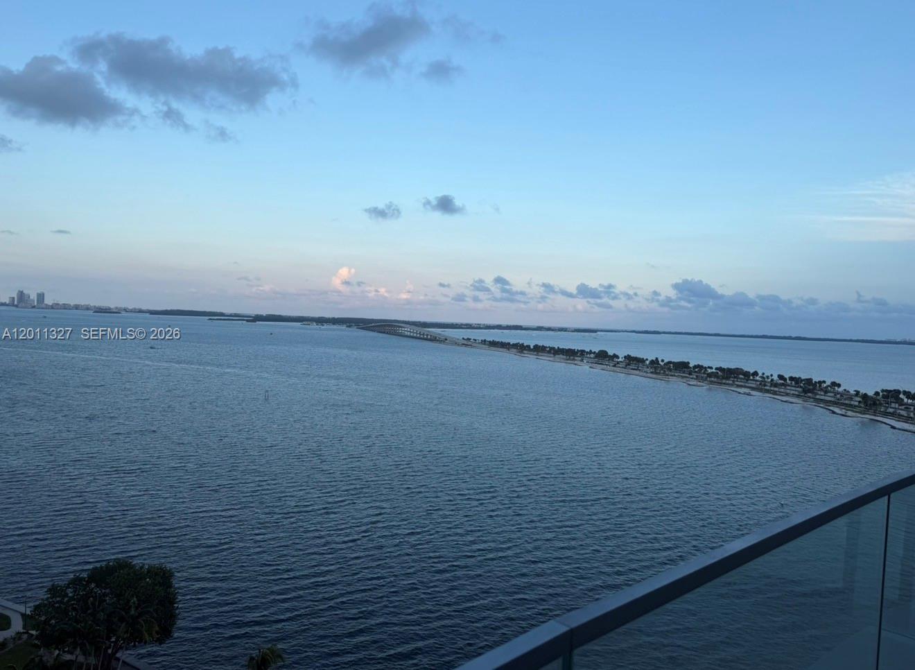 image Una Residences1
