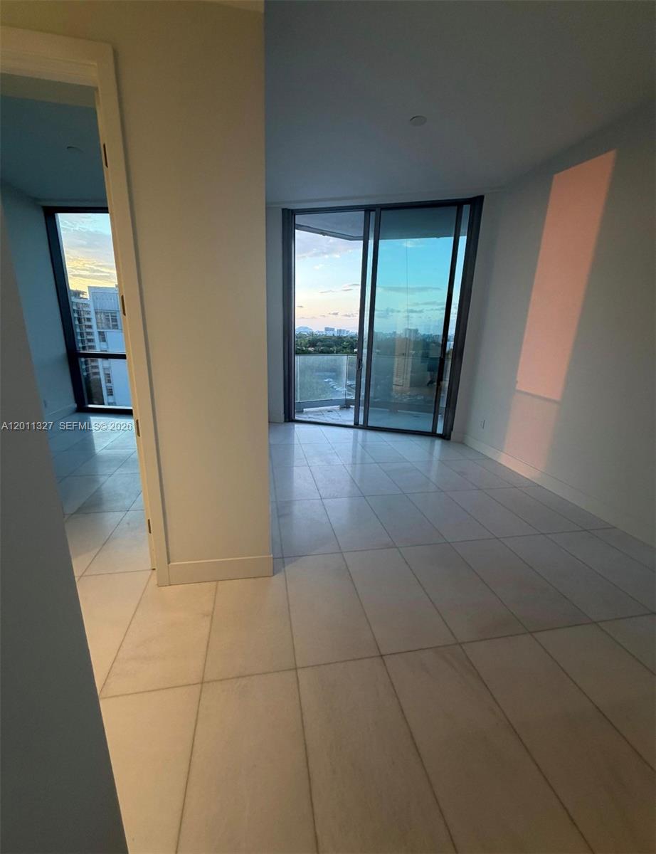 image Una Residences8