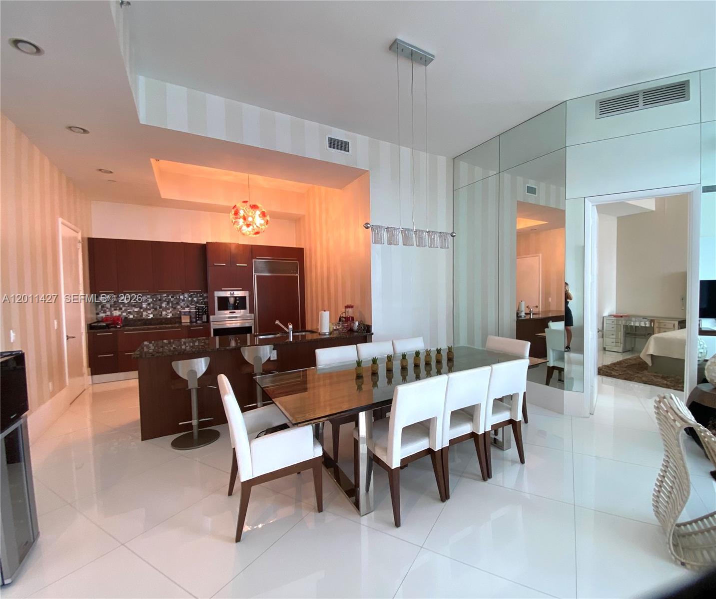 15811 Collins Ave #4207 Sunny Isles Beach, FL 33160