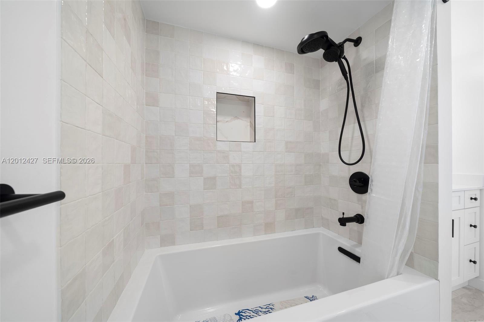 1621 Collins Ave #PH1002 Miami Beach, FL 33139
