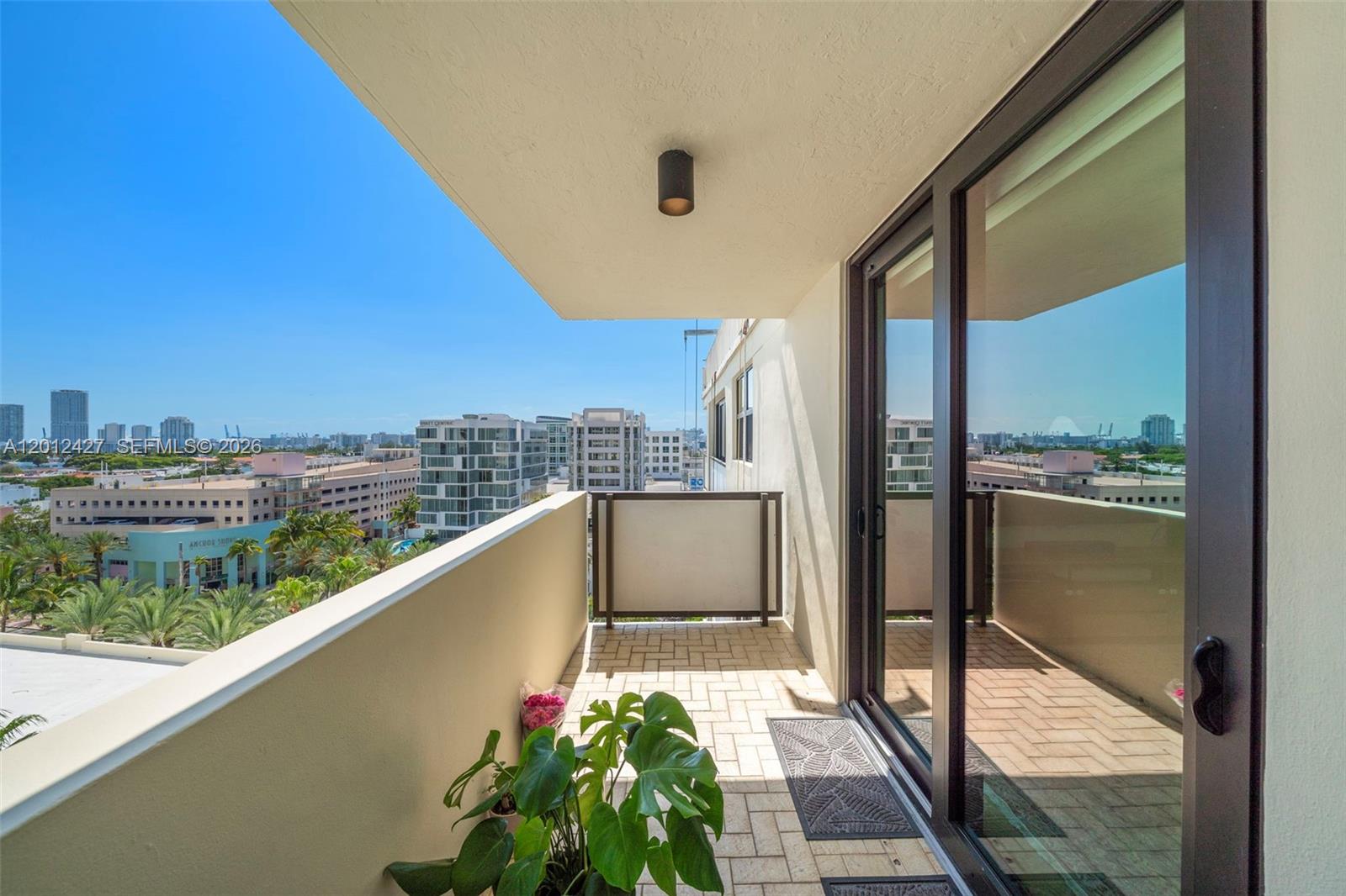 1621 Collins Ave #PH1002 Miami Beach, FL 33139