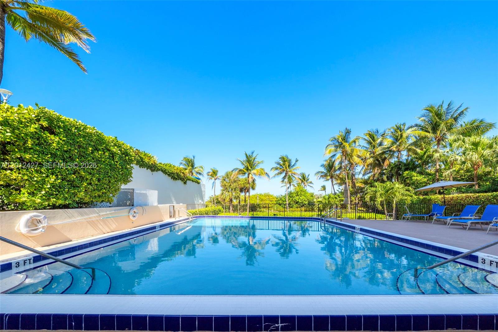 1621 Collins Ave #PH1002 Miami Beach, FL 33139