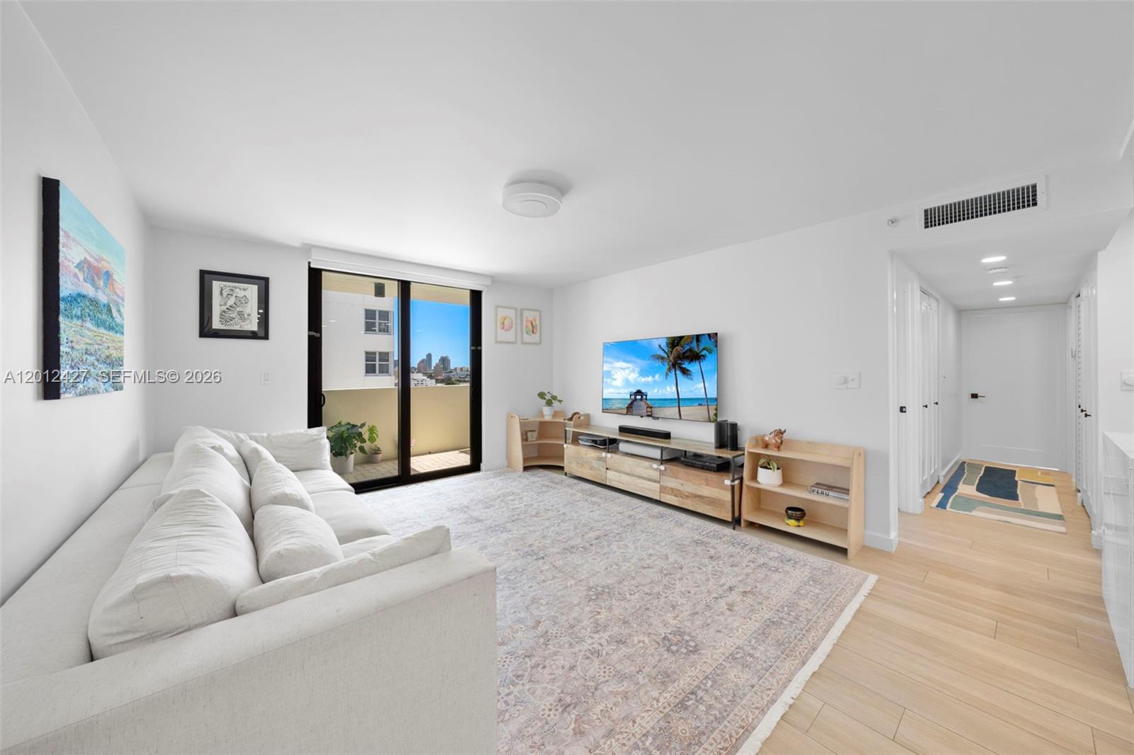 1621 Collins Ave #PH1002 Miami Beach, FL 33139