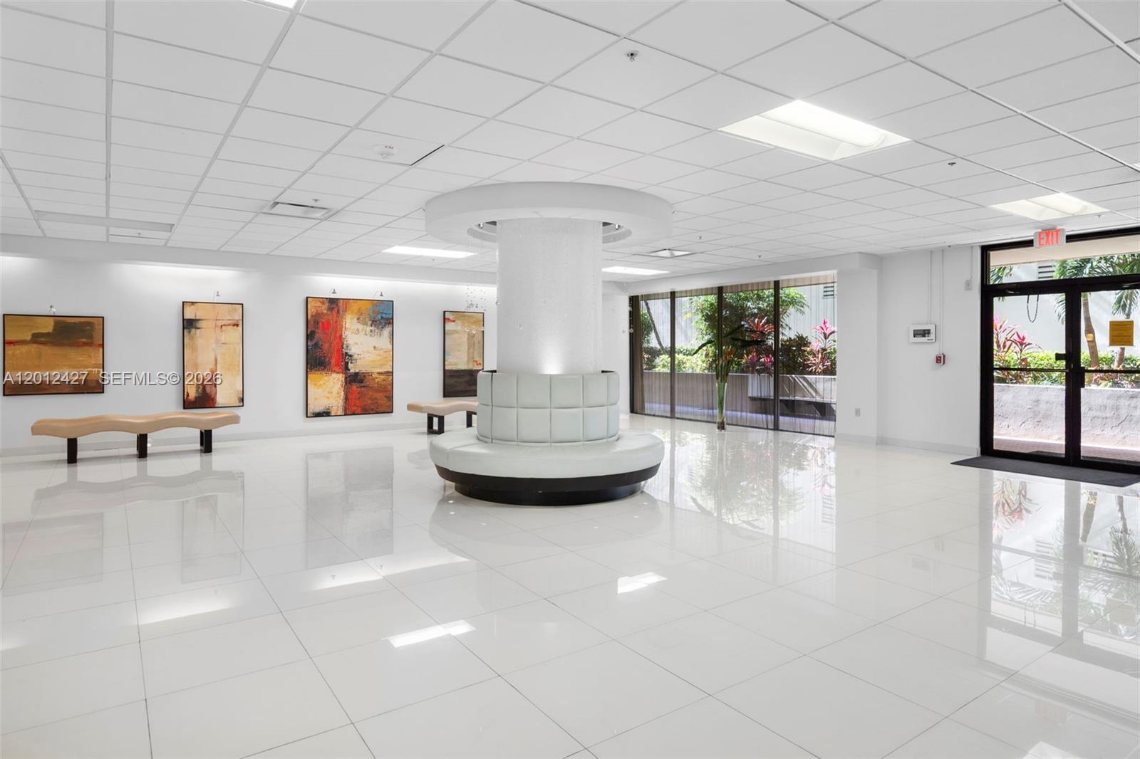 1621 Collins Ave #PH1002 Miami Beach, FL 33139