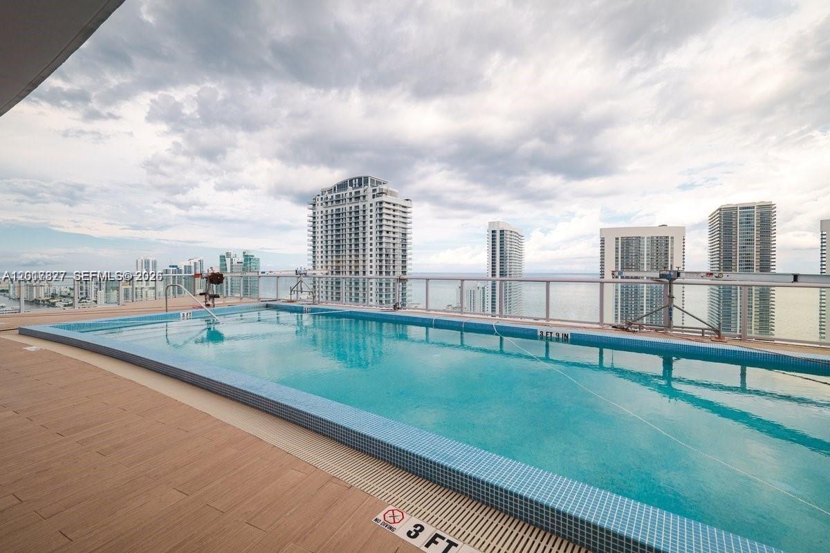 image Beachwalk Condominium28