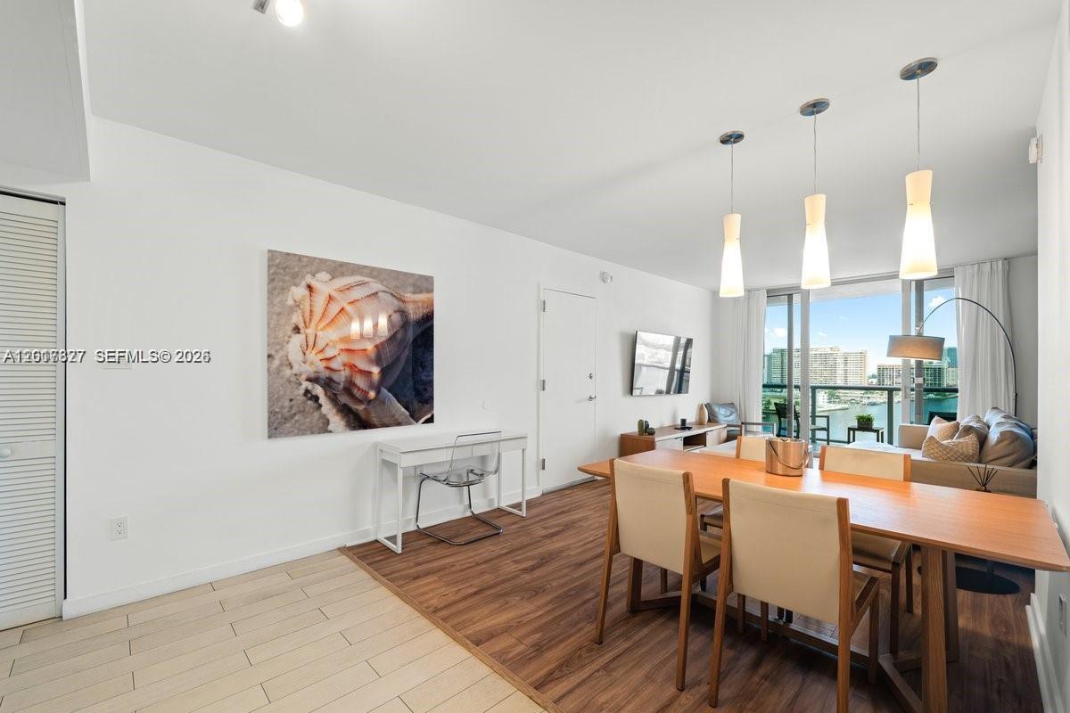 image Beachwalk Condominium8