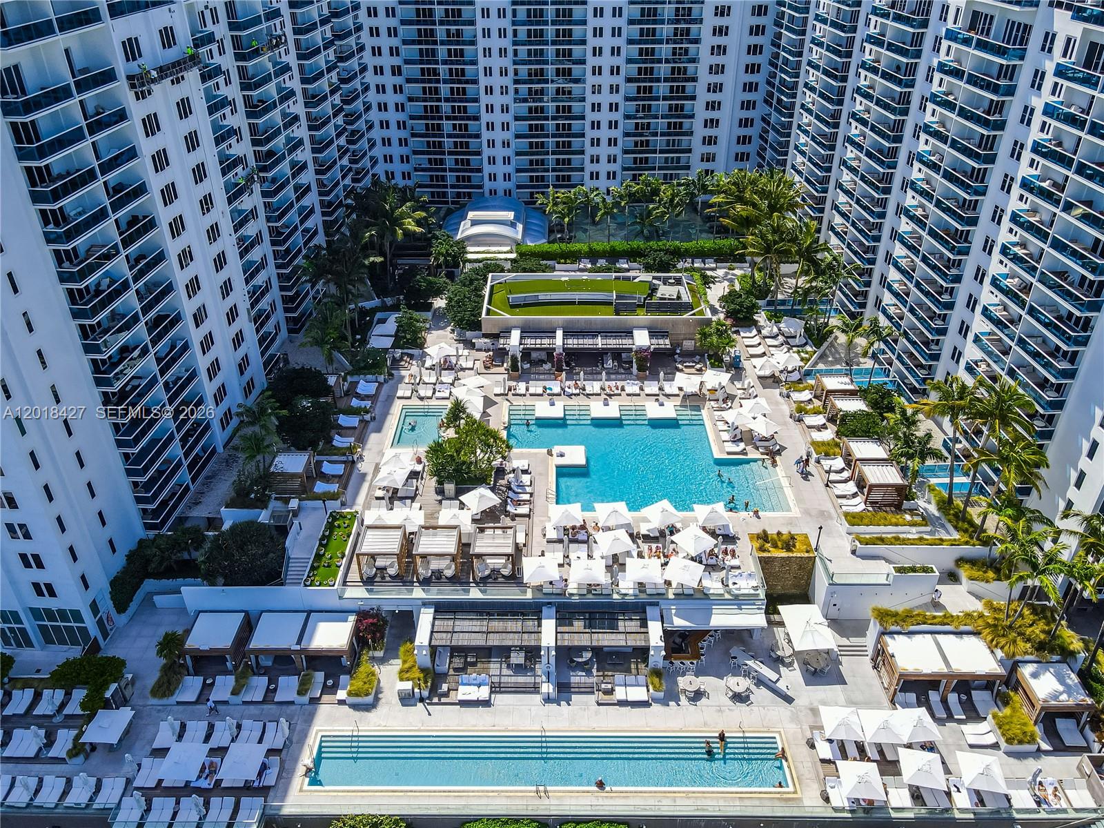 2301 Collins Ave #404 Miami Beach, FL 33139