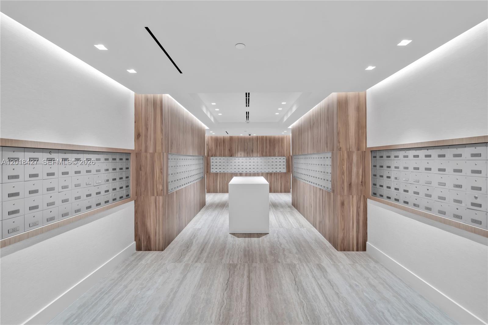 2301 Collins Ave #404 Miami Beach, FL 33139