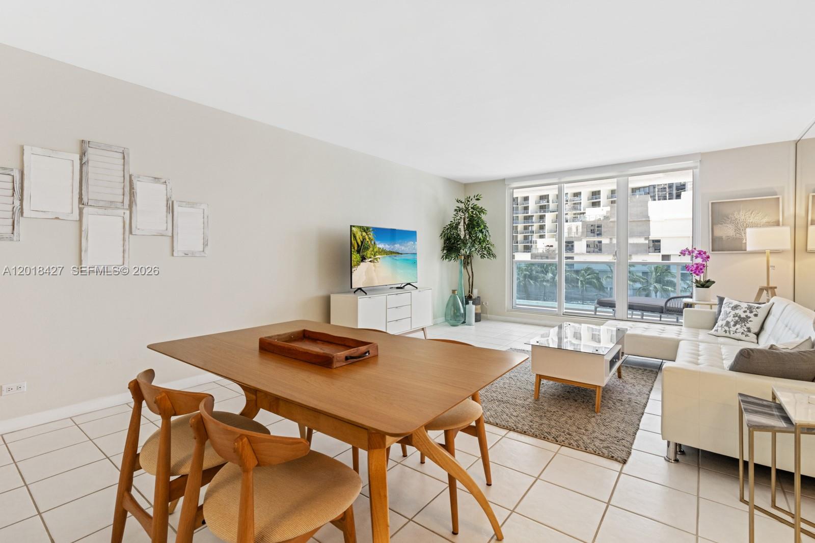 2301 Collins Ave #404 Miami Beach, FL 33139