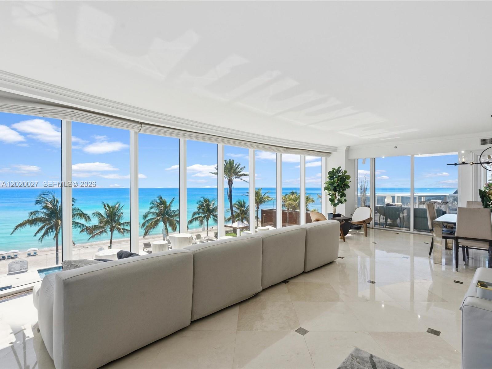 image Ocean Three0