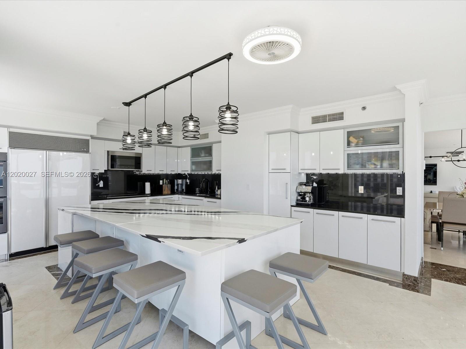 image Ocean Three10