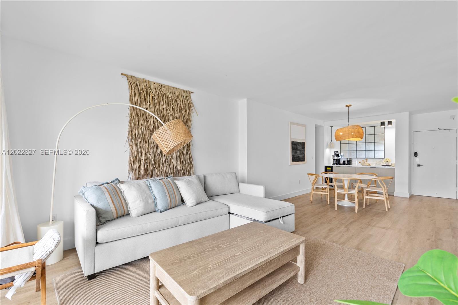 image Arlen House Condo24