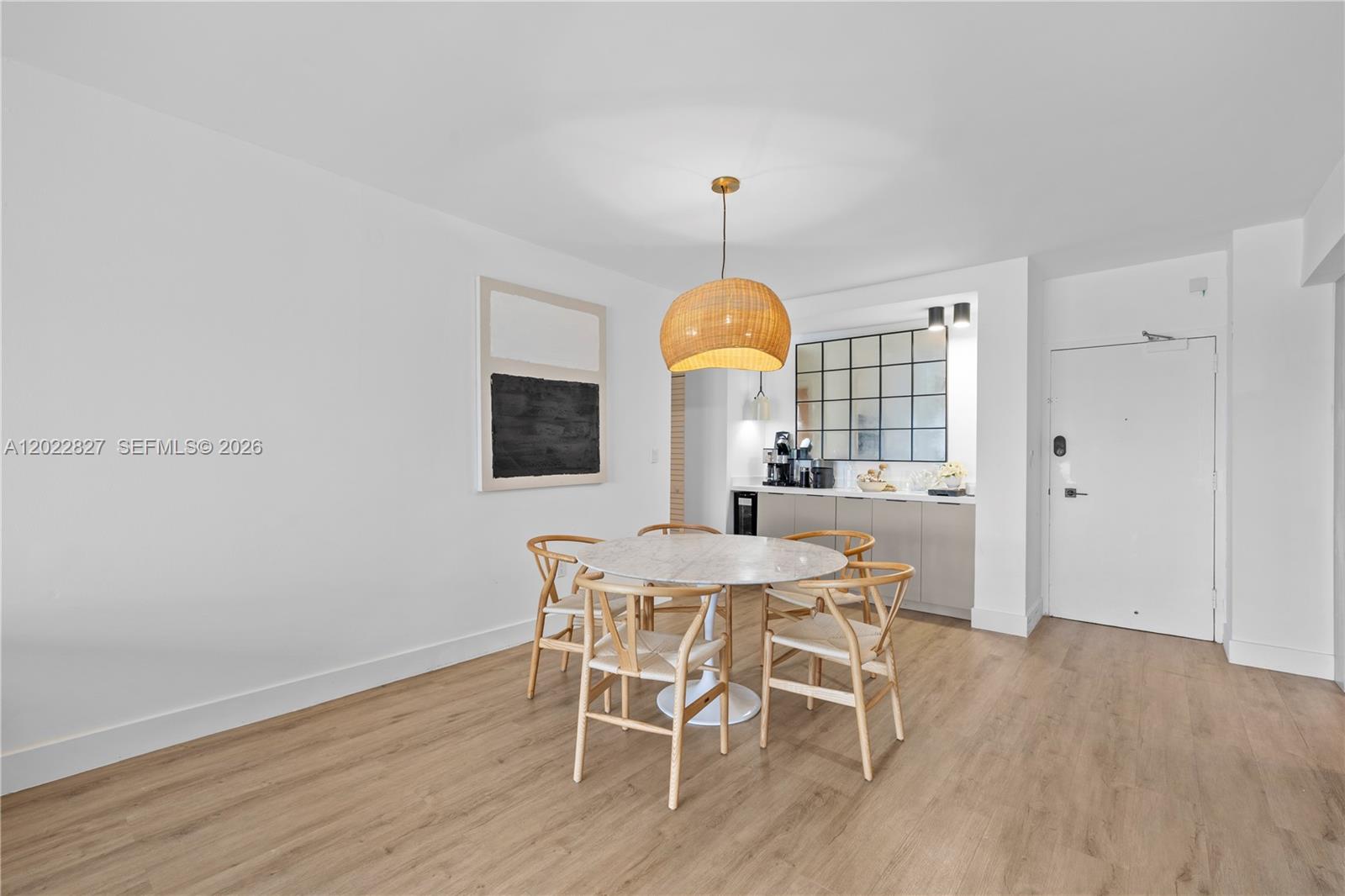 image Arlen House Condo28