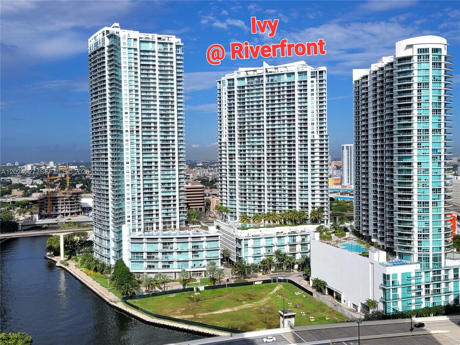 90 SW 3rd St #2208