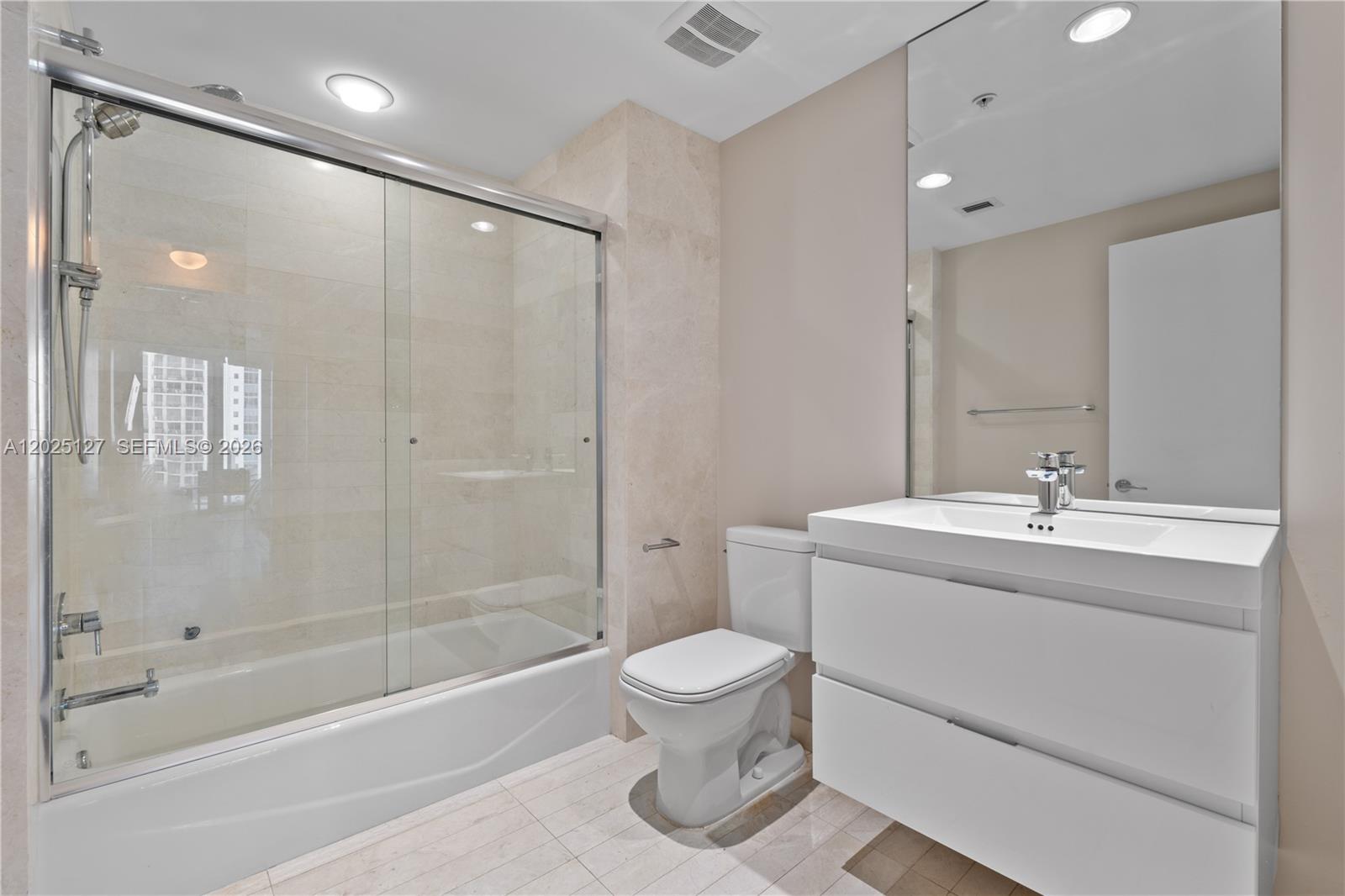 image Marina Palms Residences N25
