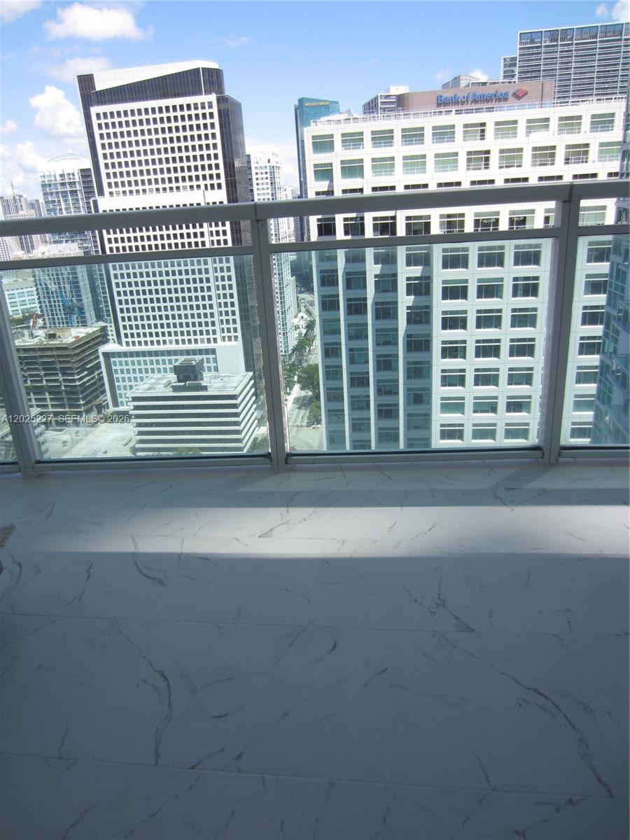 image The Plaza on Brickell West12