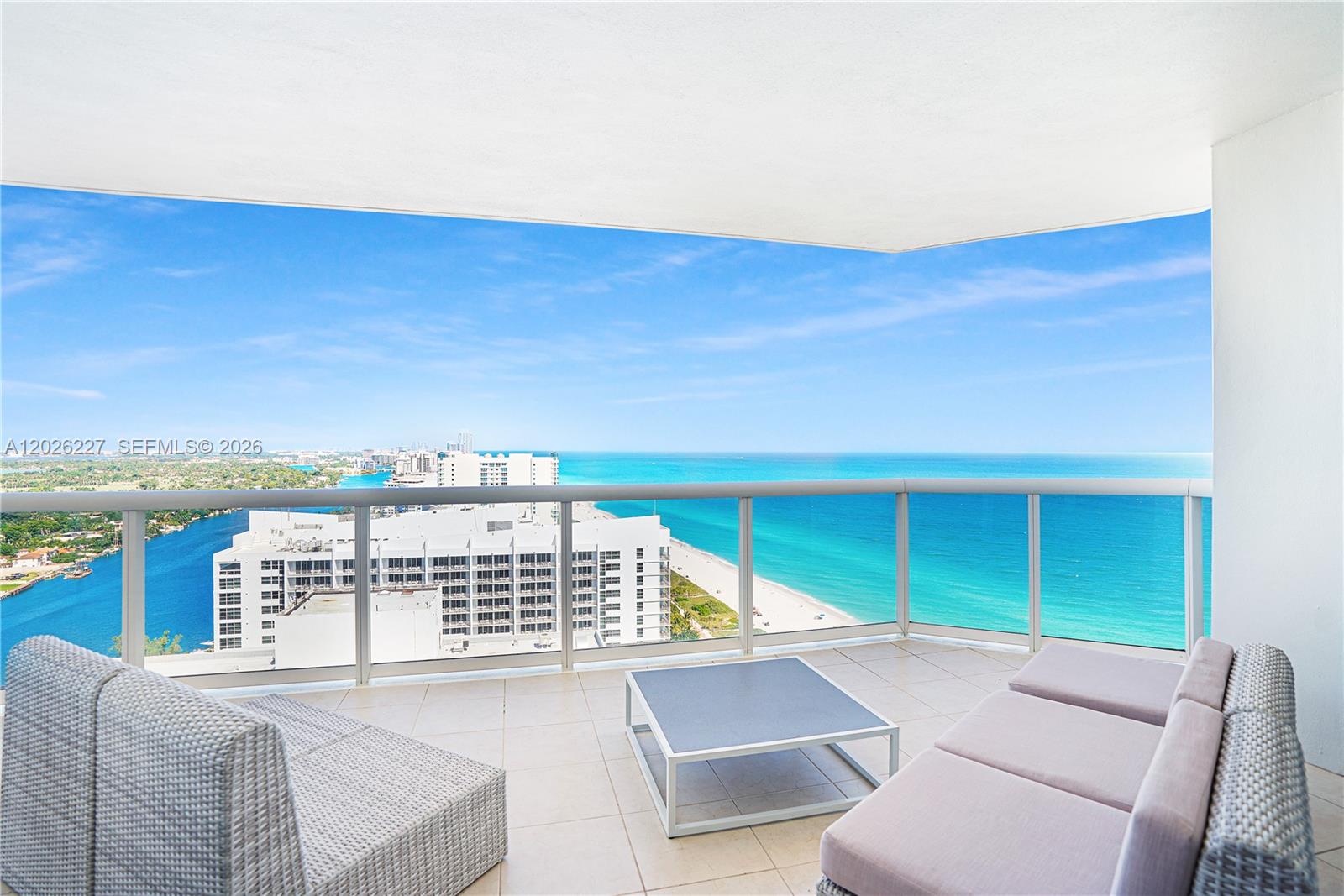 4779 Collins Ave #2908