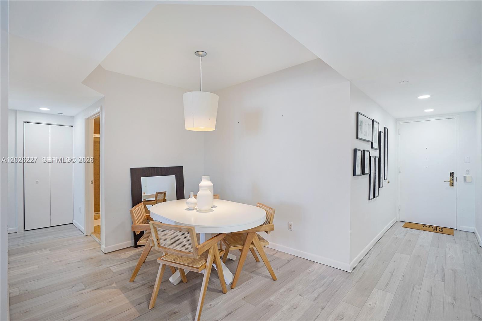 4779 Collins Ave #2908 Miami Beach, FL 33140