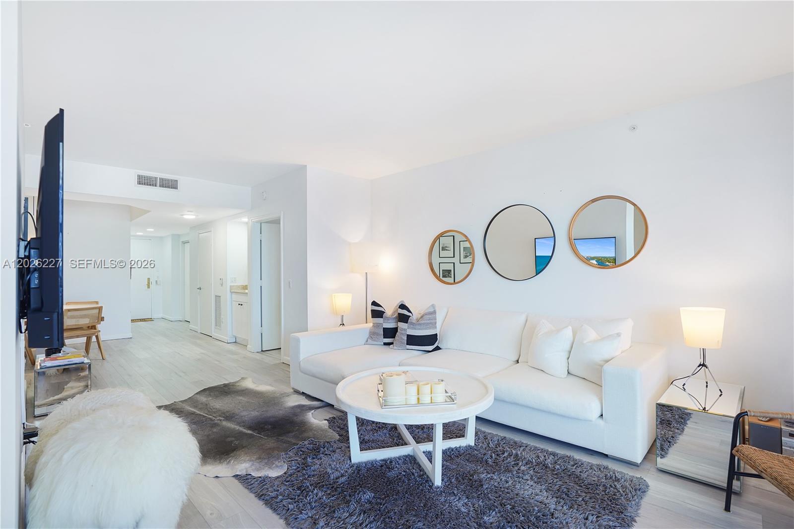 4779 Collins Ave #2908 Miami Beach, FL 33140