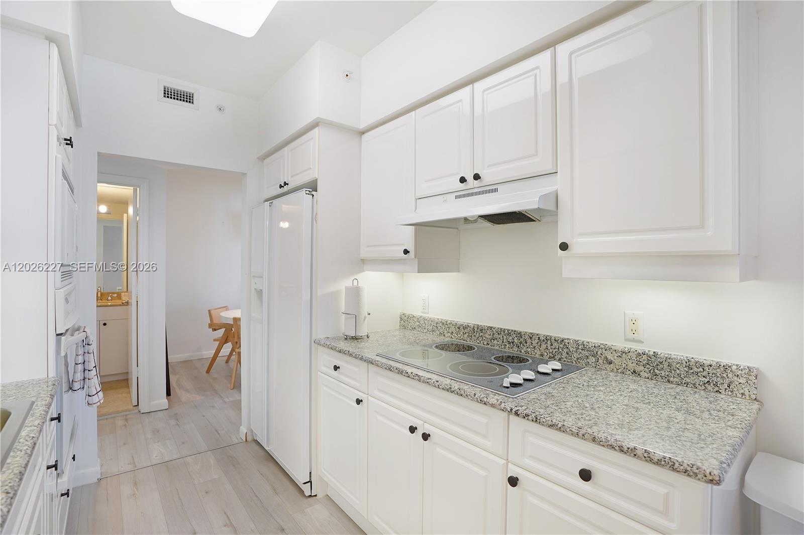 4779 Collins Ave #2908 Miami Beach, FL 33140