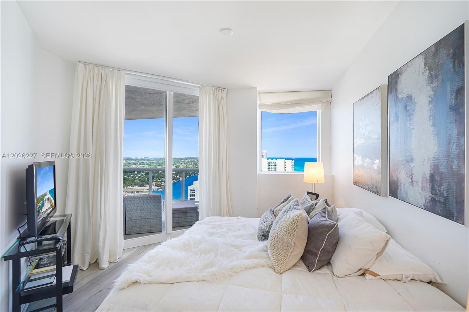 4779 Collins Ave #2908 Miami Beach, FL 33140