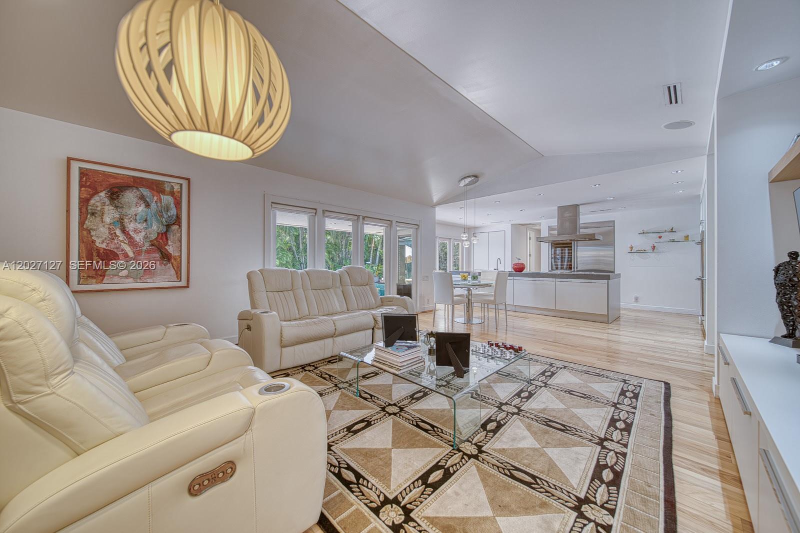 620 Conde Ave Coral Gables, FL 33156