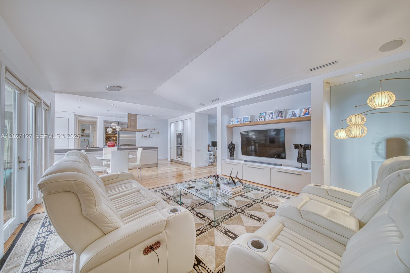 620 Conde Ave Coral Gables, FL 33156