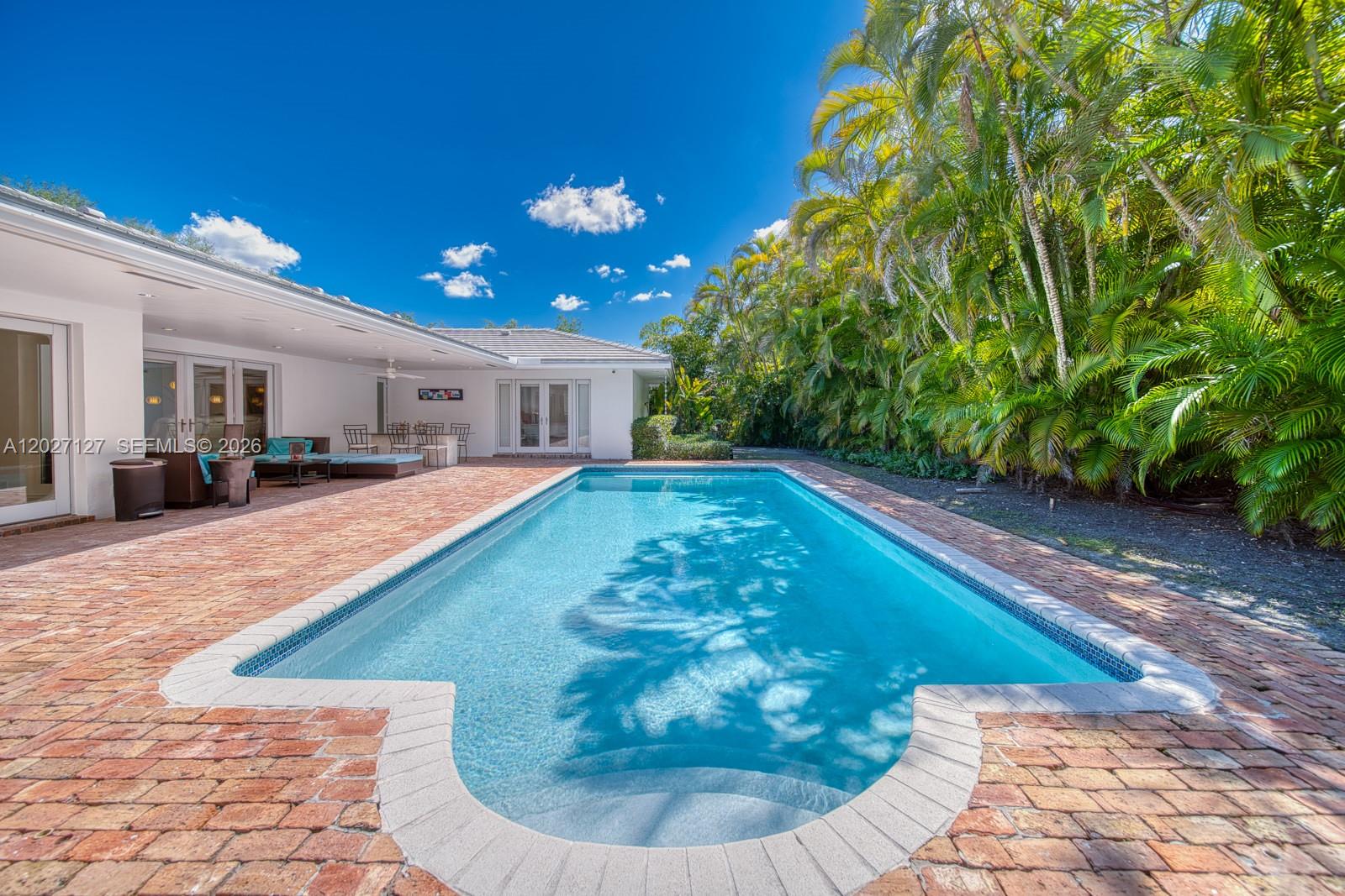 620 Conde Ave Coral Gables, FL 33156