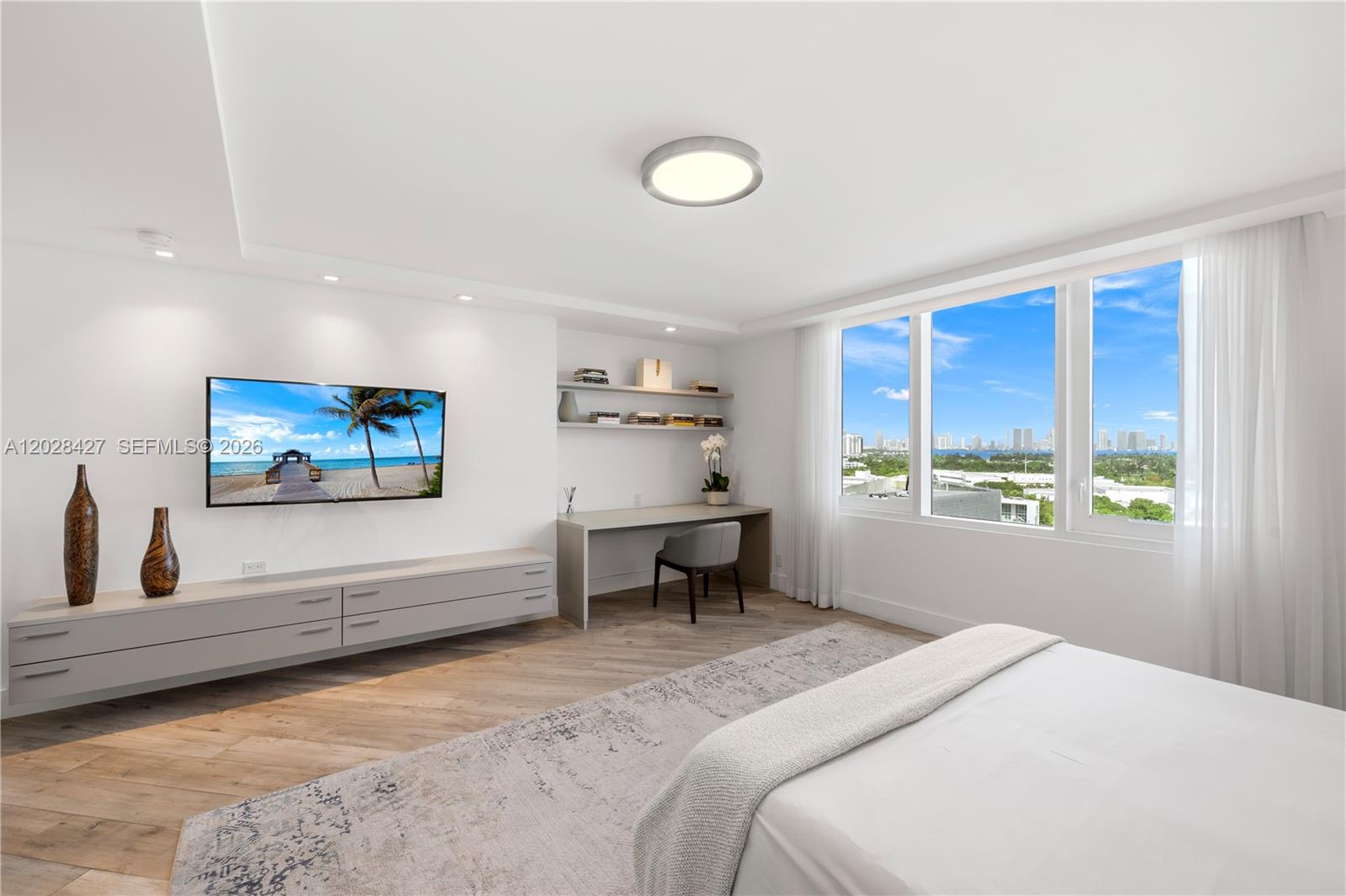 2301 Collins Ave #1432 Miami Beach, FL 33139