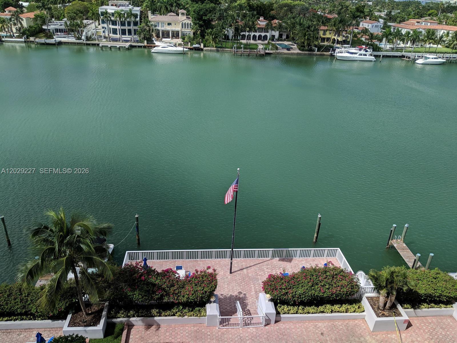 5700 Collins Ave #8K