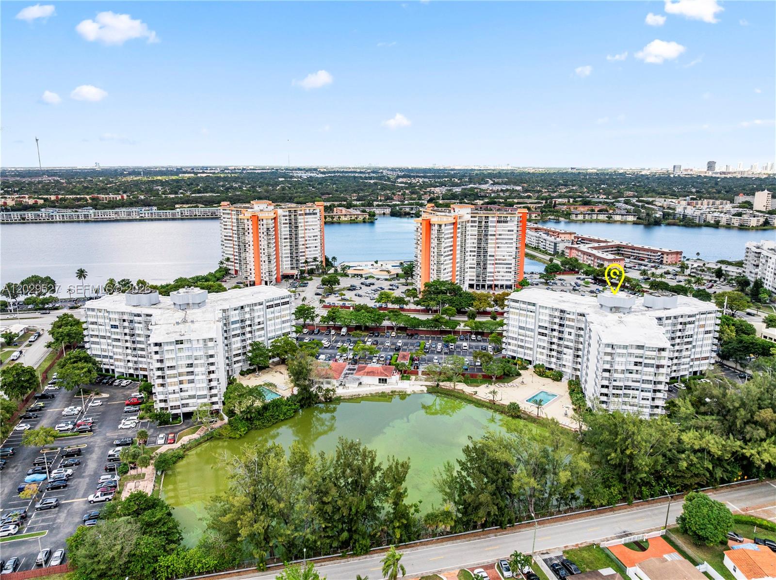 1300 NE Miami Gdns #512E