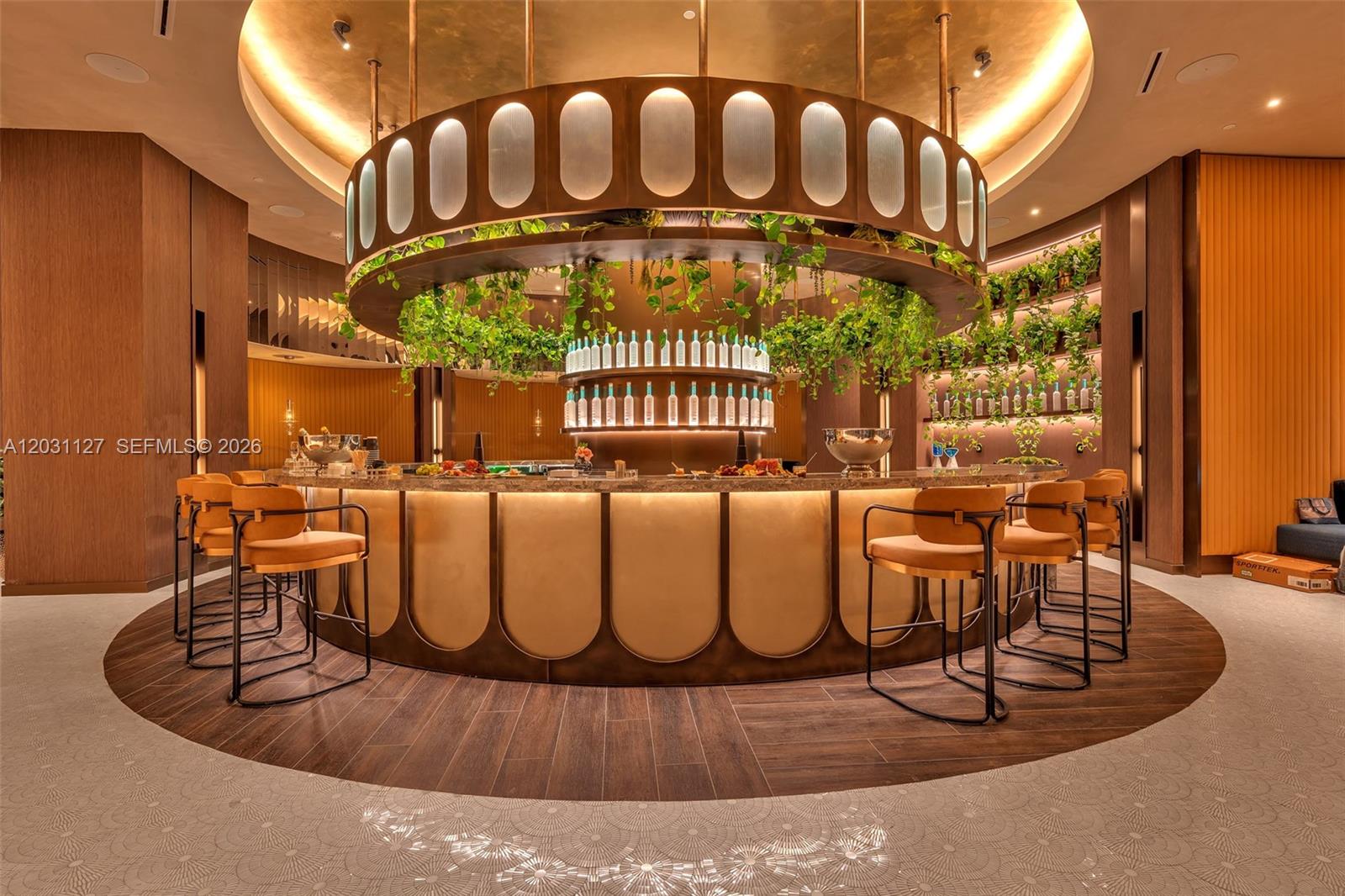 image E11EVEN Hotel & Residences3