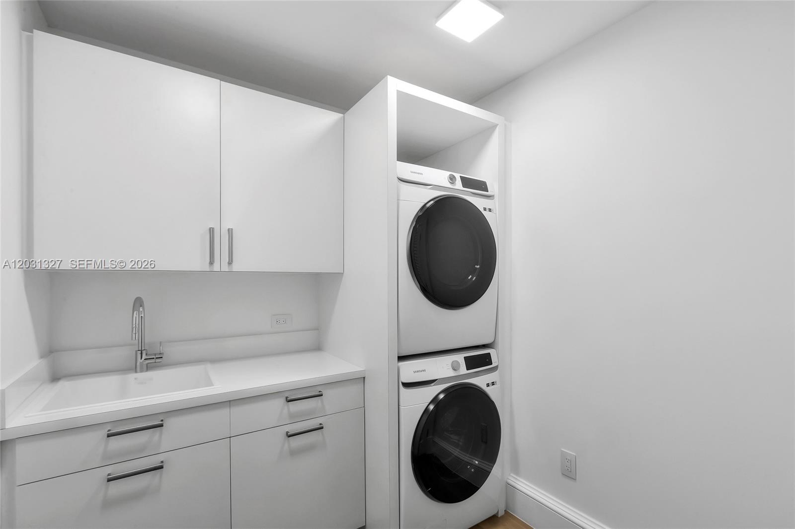 2611 Anderson #2611 Coral Gables, FL 33134