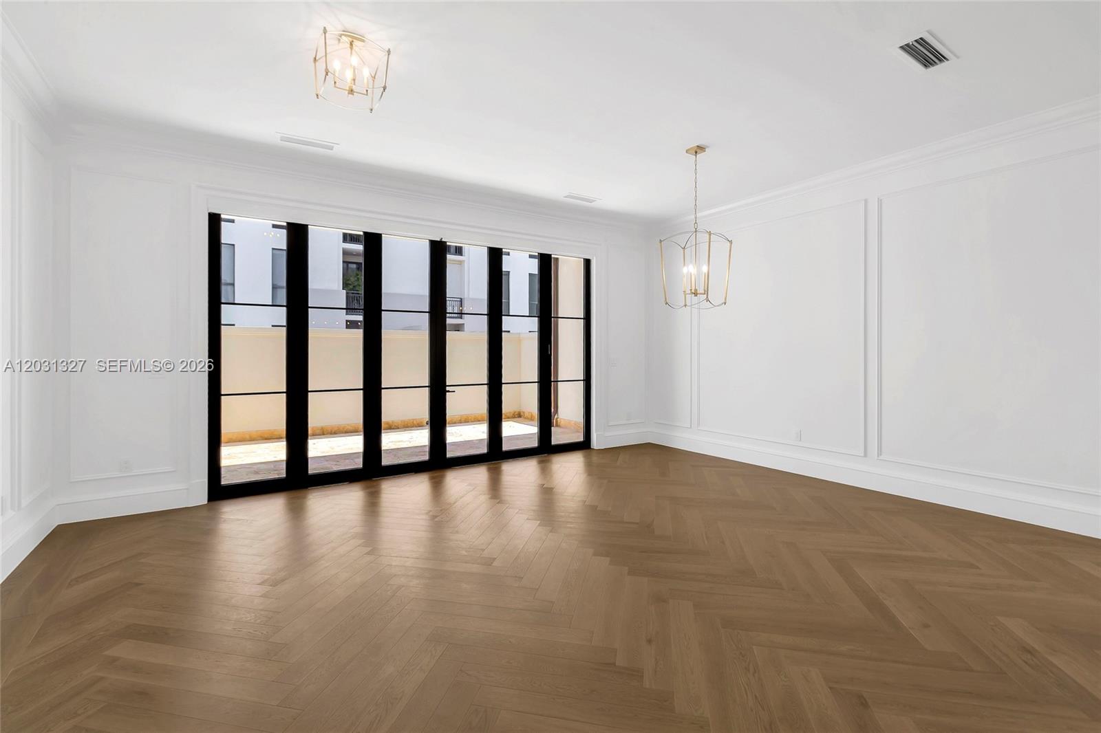 2611 Anderson #2611 Coral Gables, FL 33134