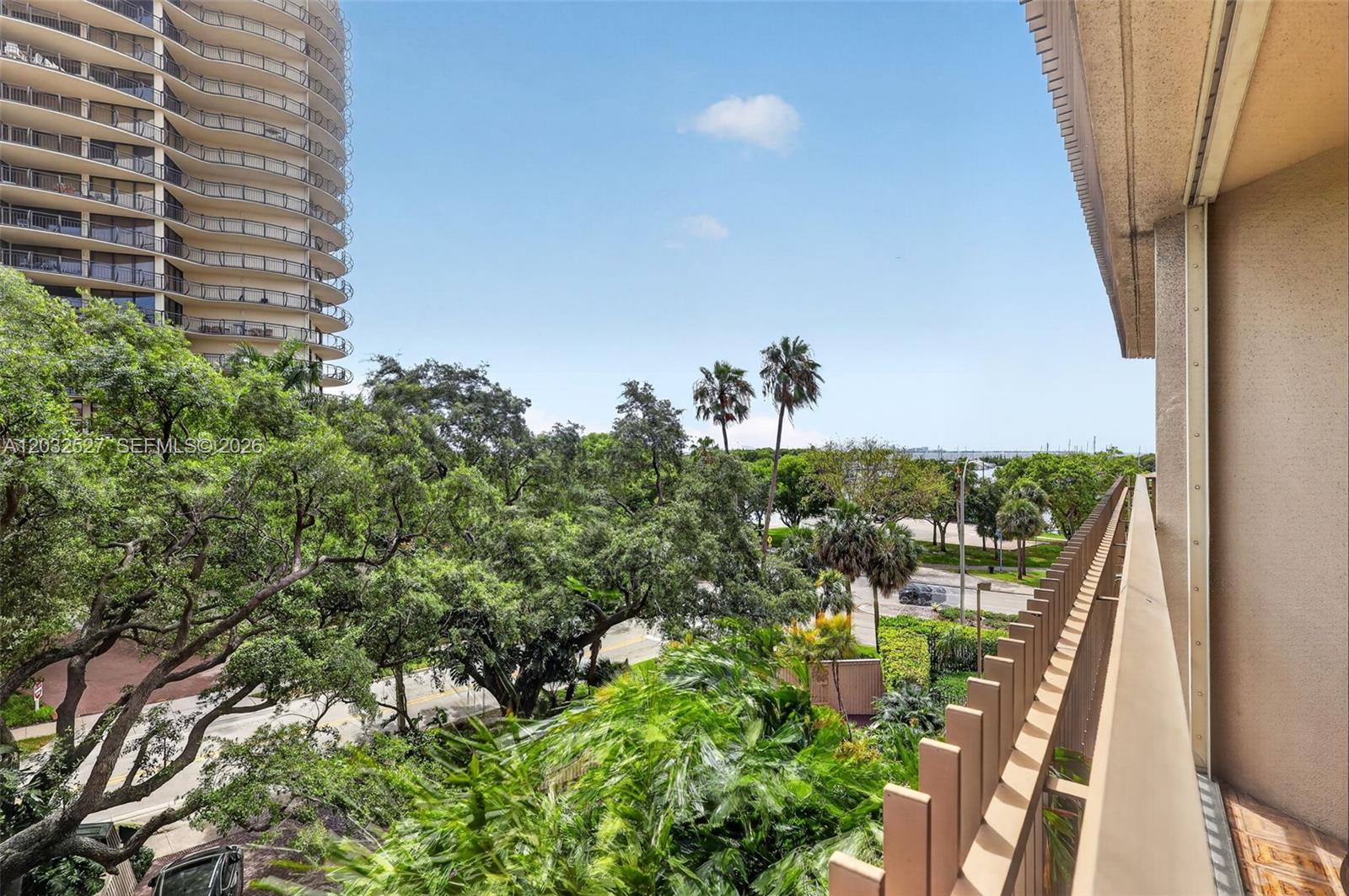 2901 S Bayshore Dr #4A Miami, FL 33133