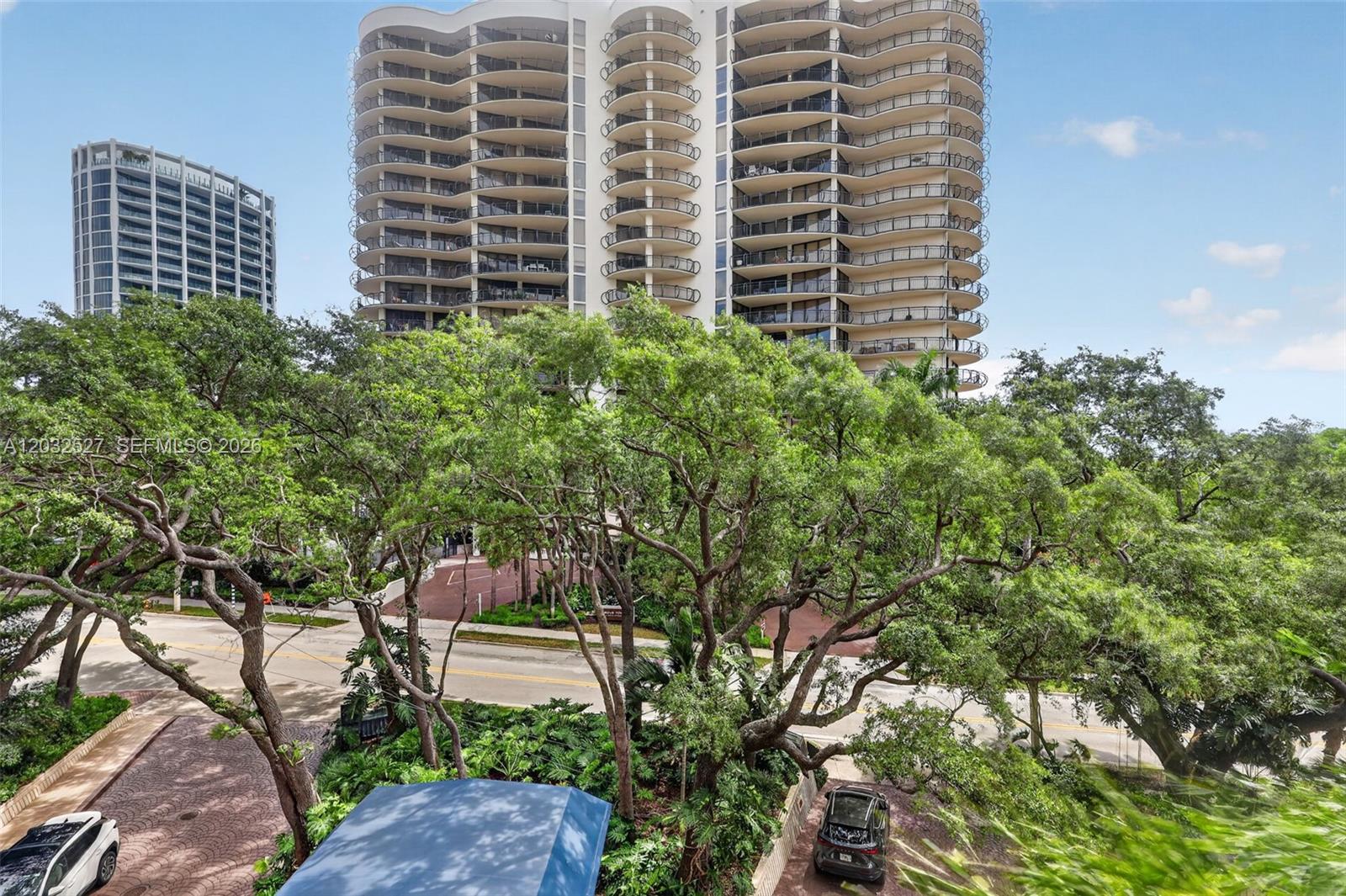 2901 S Bayshore Dr #4A Miami, FL 33133