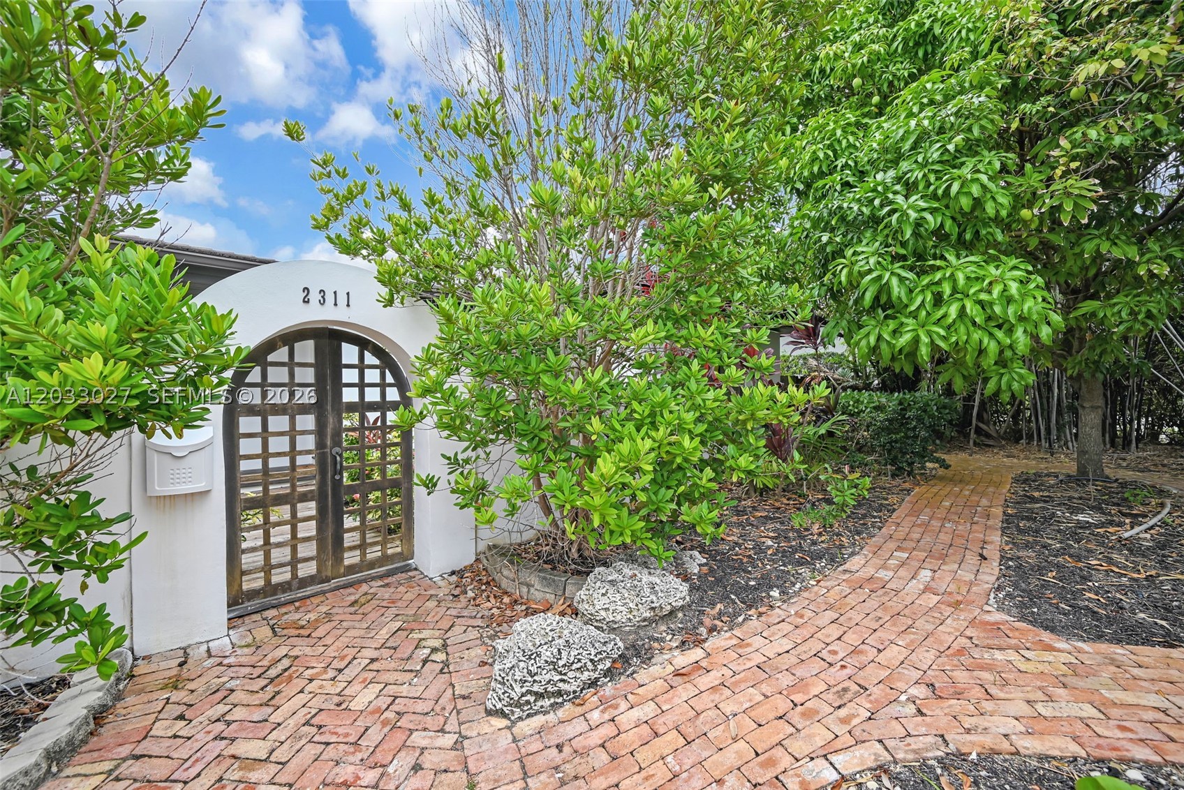 2311 Delmar Pl Fort Lauderdale, FL 33301