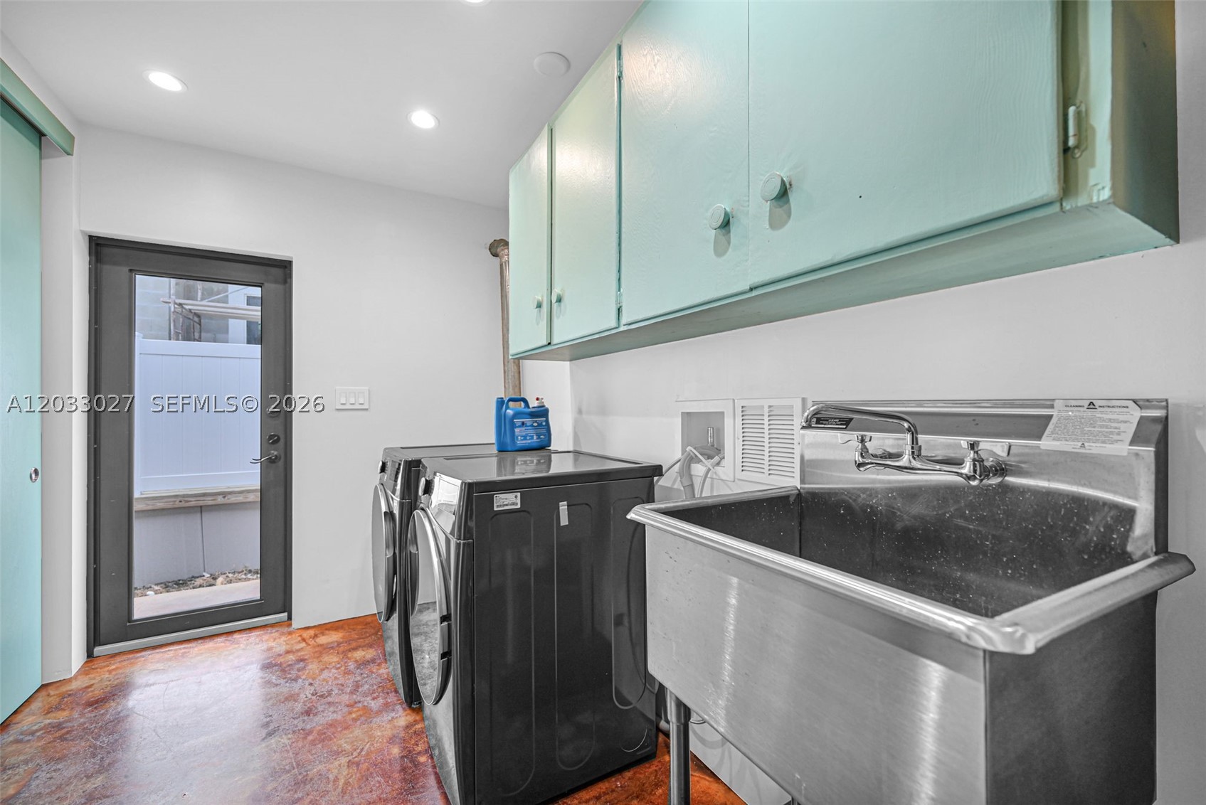 2311 Delmar Pl Fort Lauderdale, FL 33301