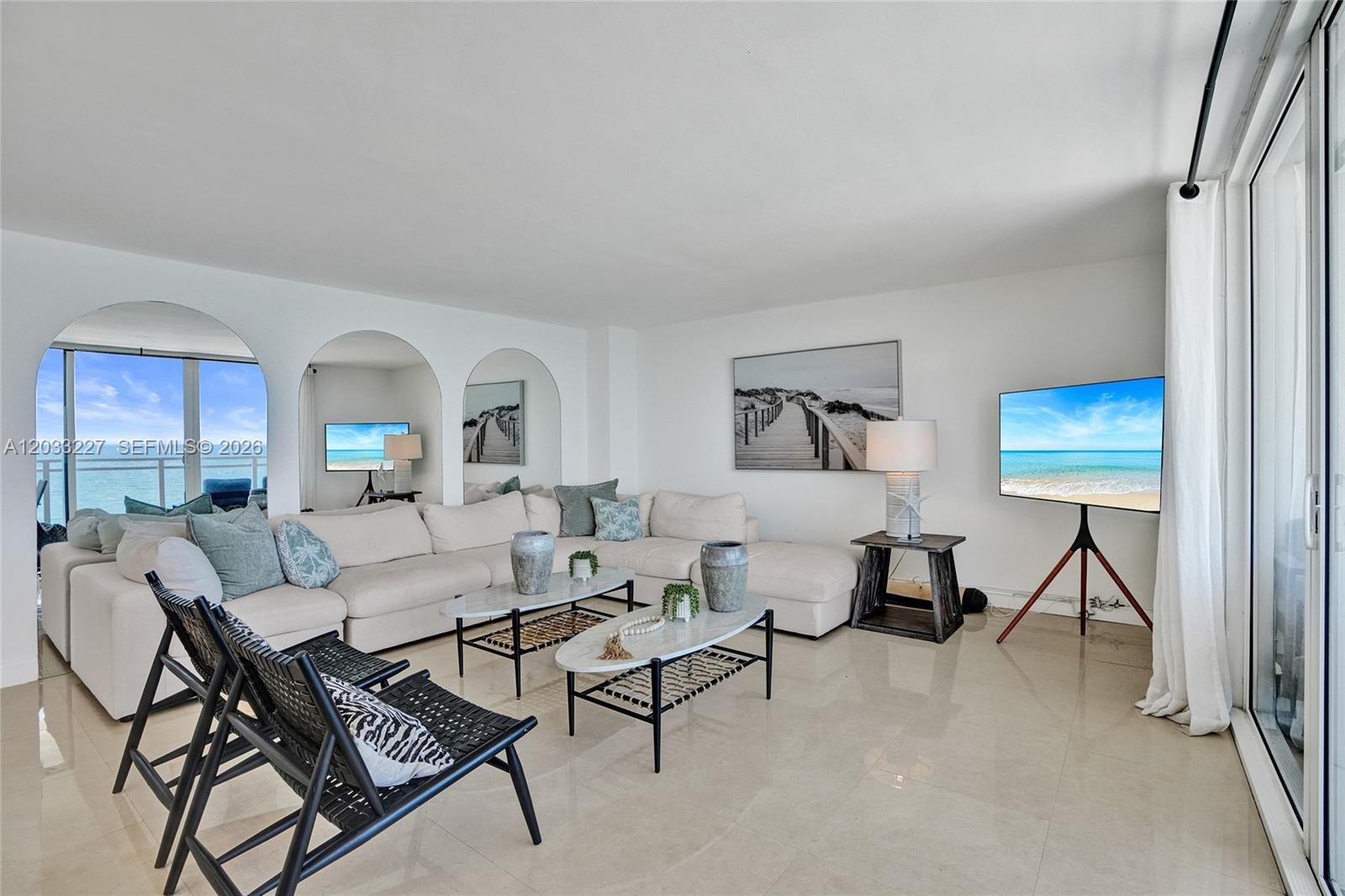 2030 S Ocean Dr #821 Hallandale Beach, FL 33009