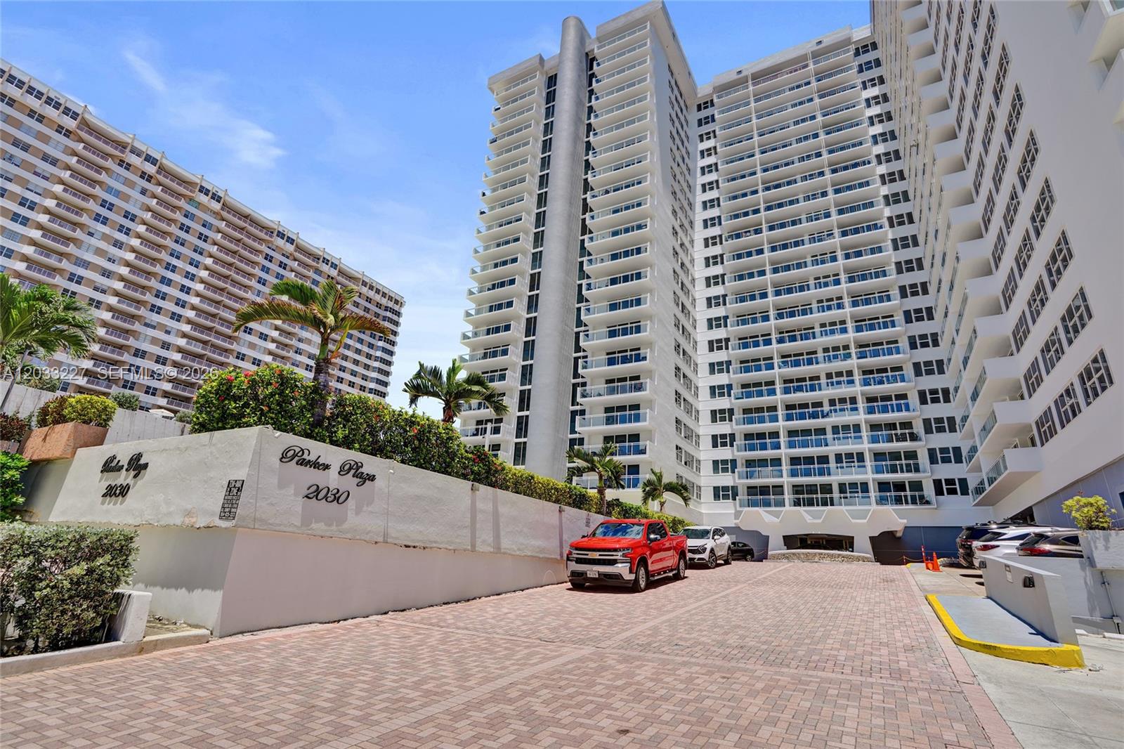 2030 S Ocean Dr #821 Hallandale Beach, FL 33009