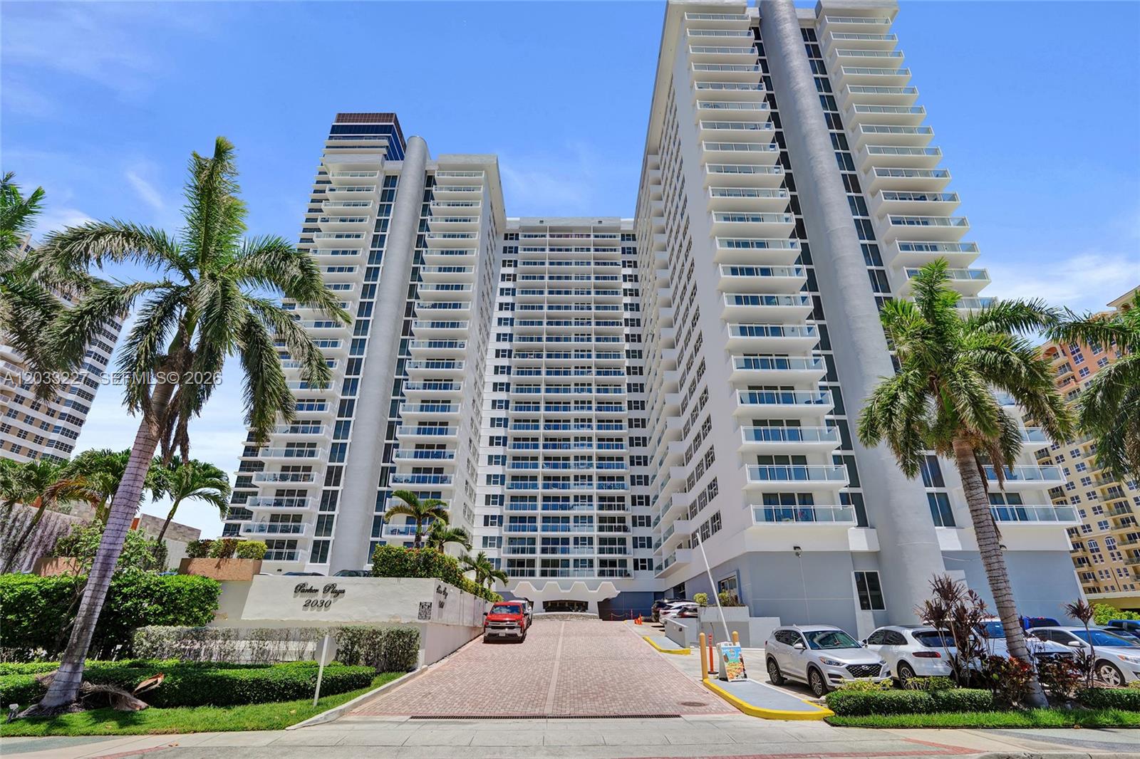 2030 S Ocean Dr #821 Hallandale Beach, FL 33009