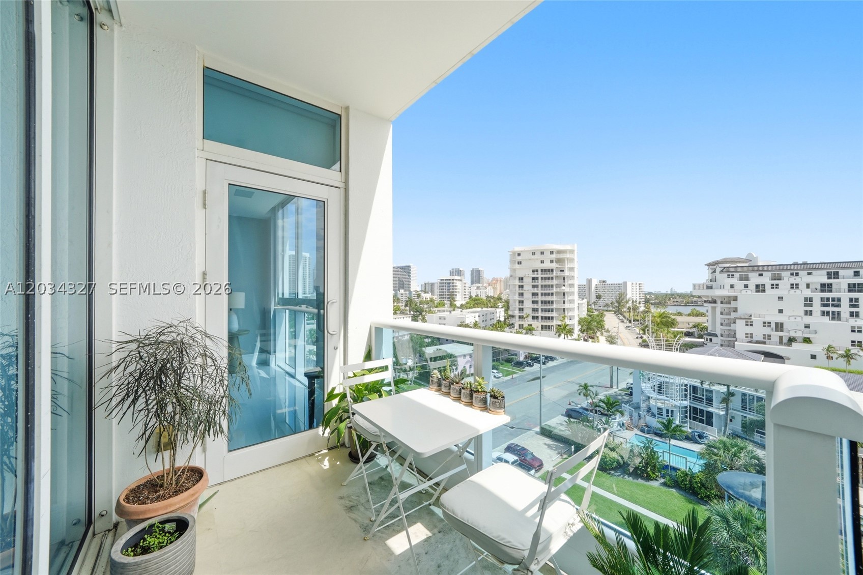 715 Bayshore Dr #705 Fort Lauderdale, FL 33304