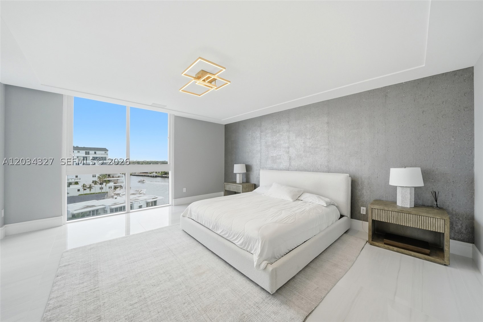 715 Bayshore Dr #705 Fort Lauderdale, FL 33304