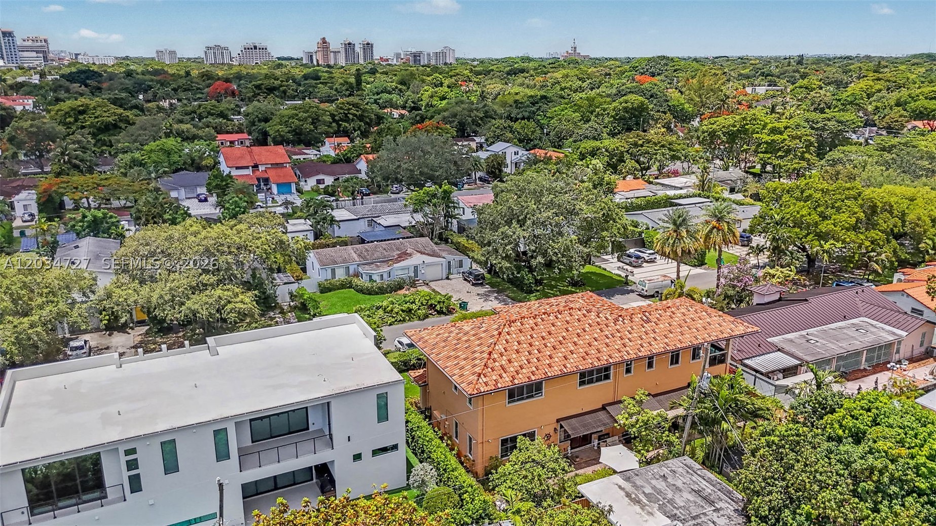 4251 SW 11th St Miami, FL 33134