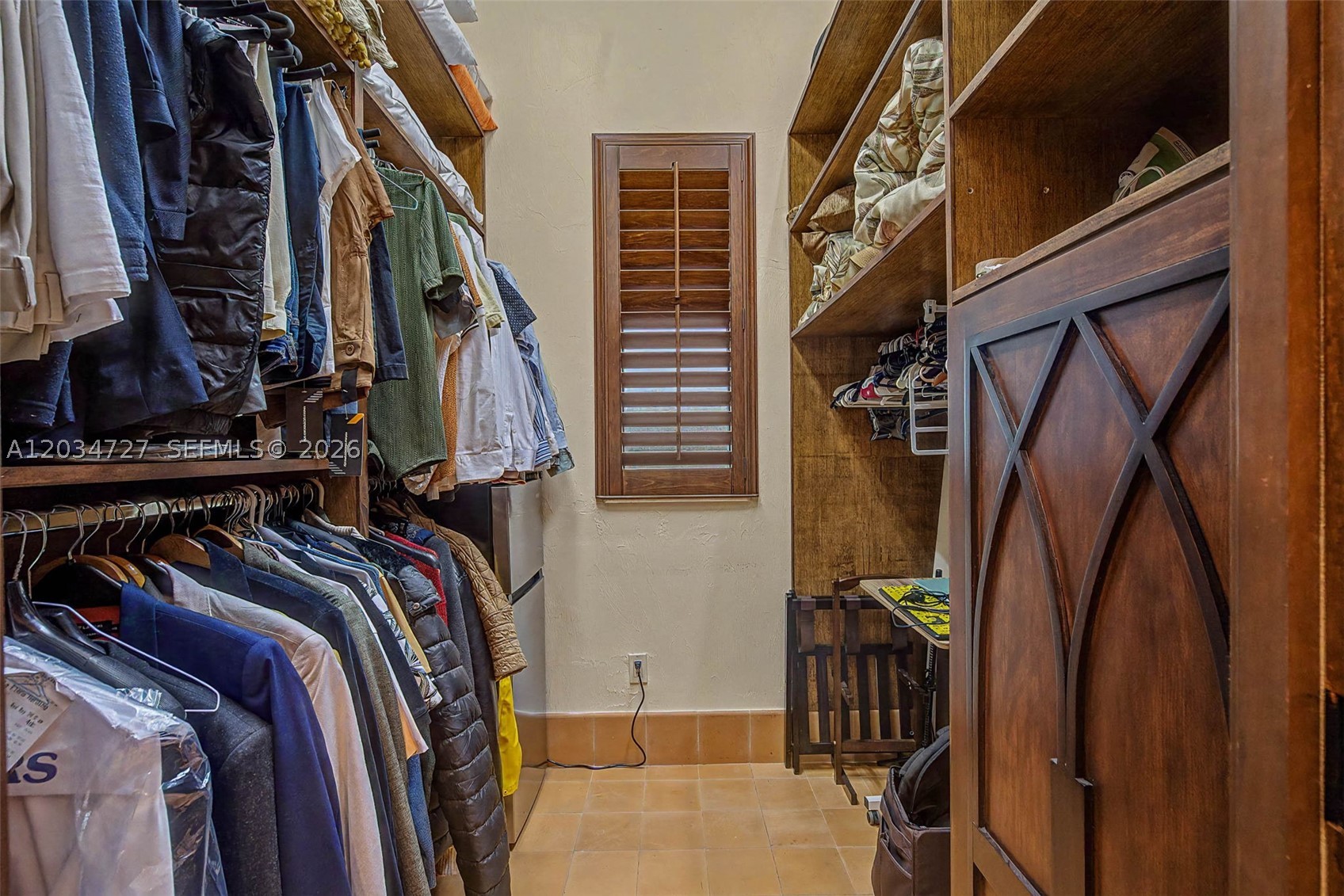 4251 SW 11th St Miami, FL 33134