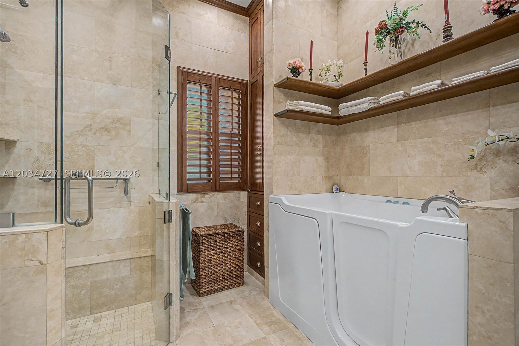 4251 SW 11th St Miami, FL 33134