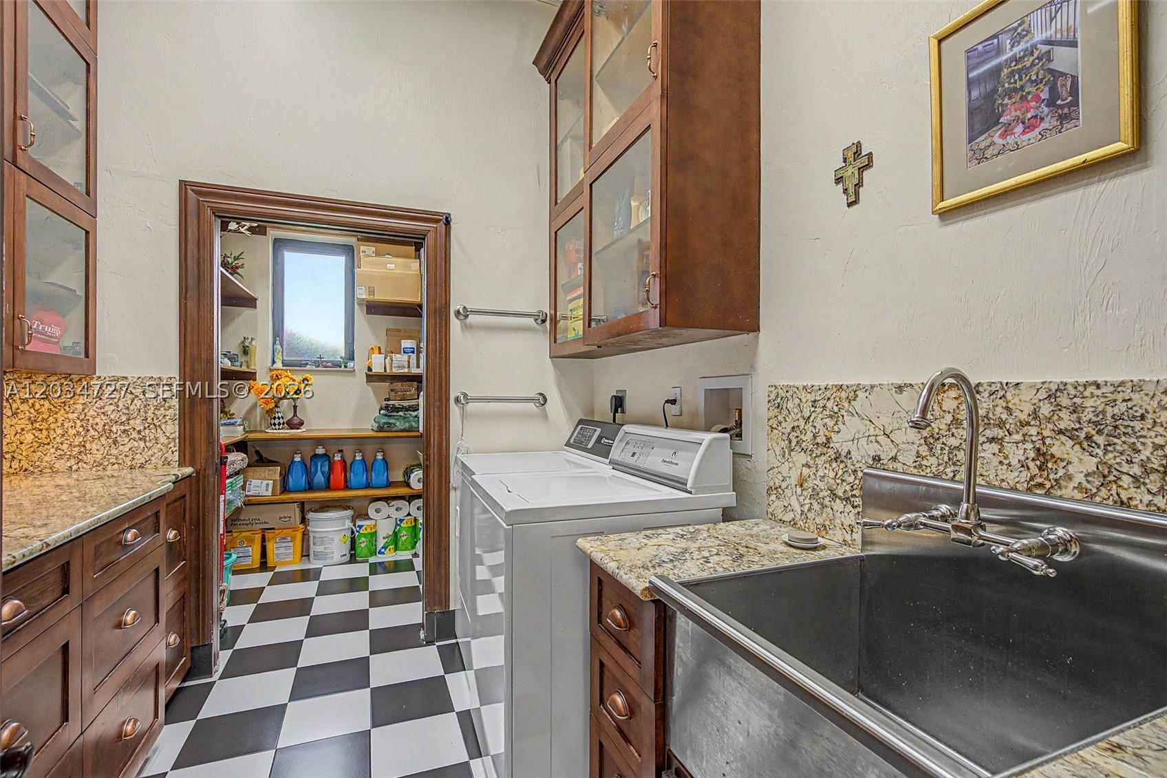 4251 SW 11th St Miami, FL 33134