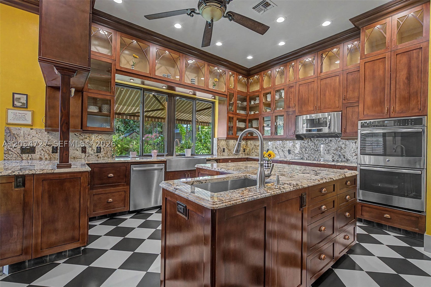 4251 SW 11th St Miami, FL 33134